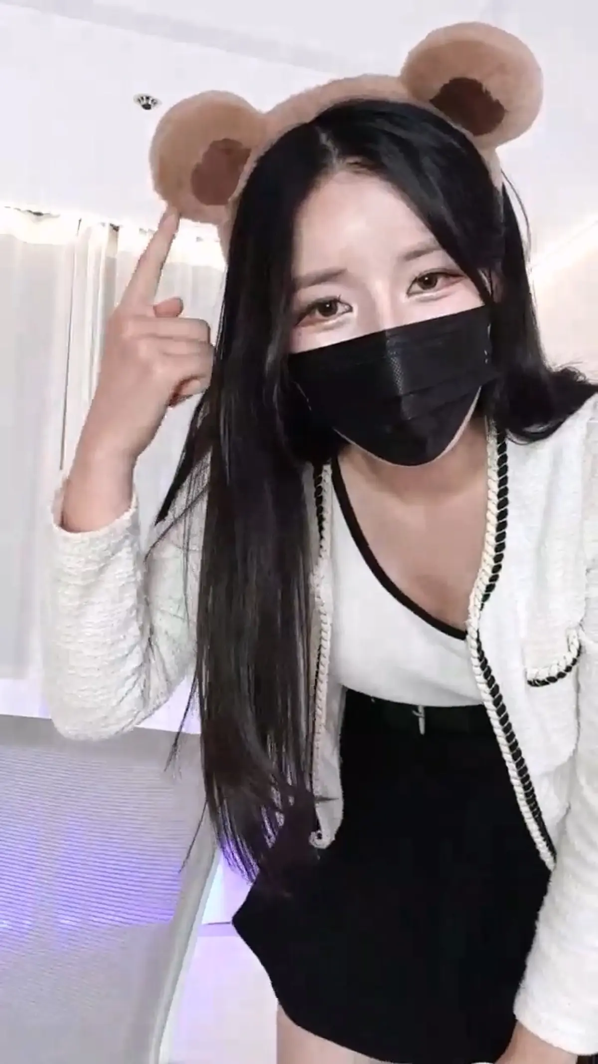 6xy77_